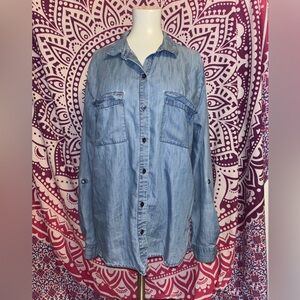 Gap Long Sleeve Boyfriend Fit Blue Denim Button Down Women’s Size Medium
